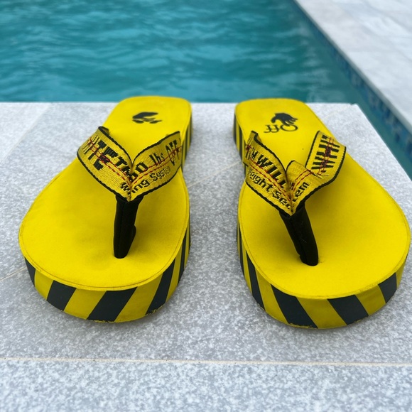 Off-White Other - Off-White Industrial Belt Flip Flop🚧